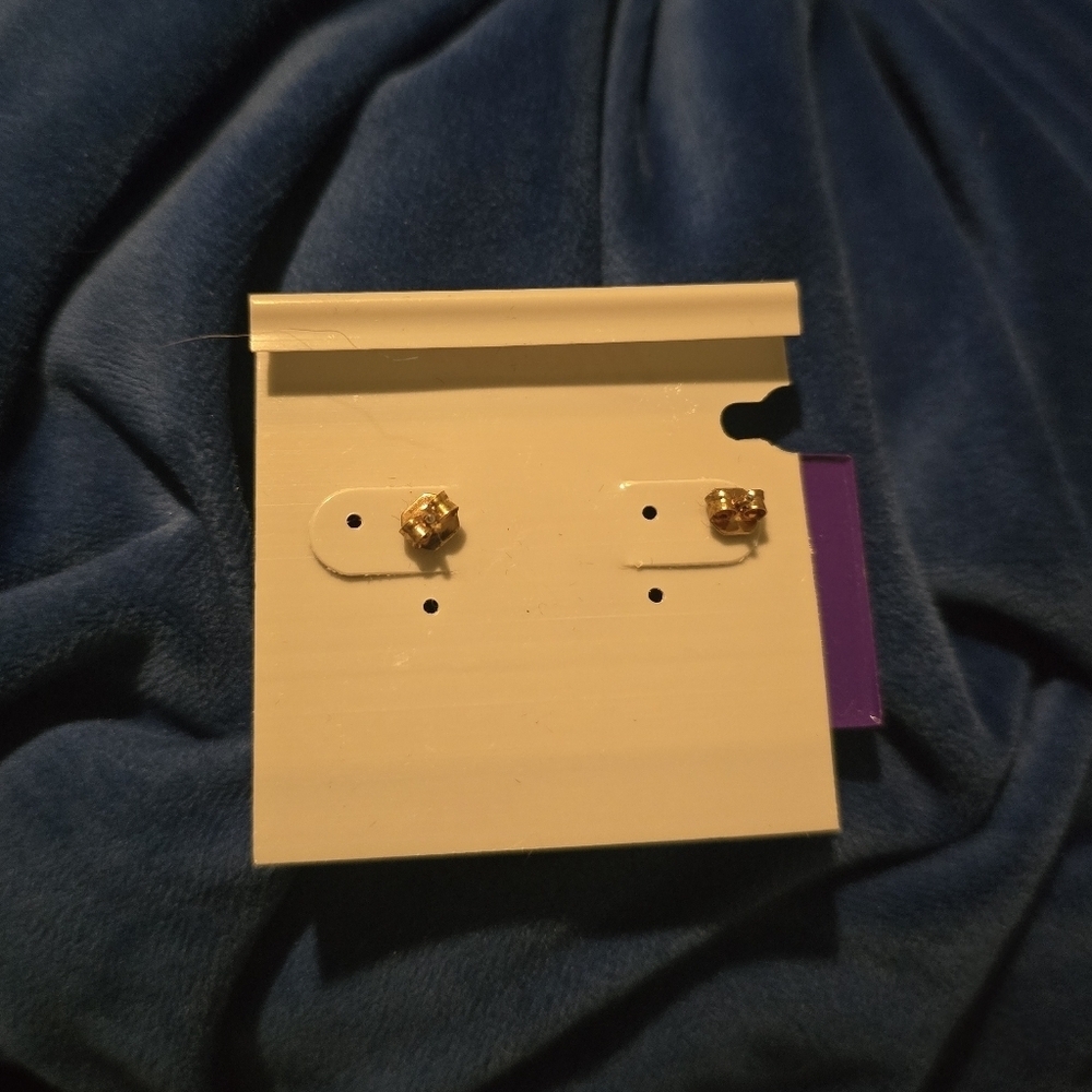 Vintage Walmart Purple Earrings - Picture 2 of 2